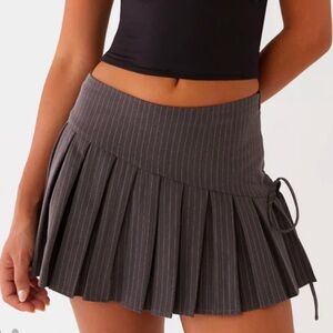 Gray Pleated Women's Skirt